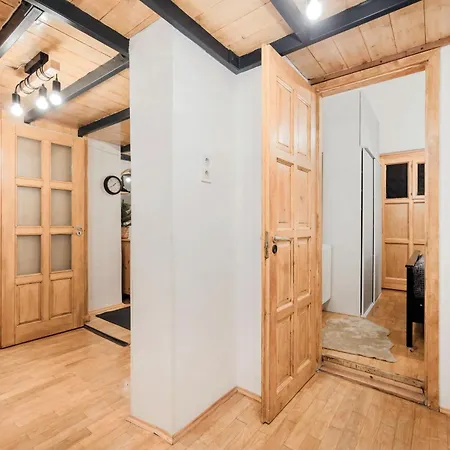 Apartment Wellness Wonderland Garden, Sauna, Jacuzzi In Cbd Budapest