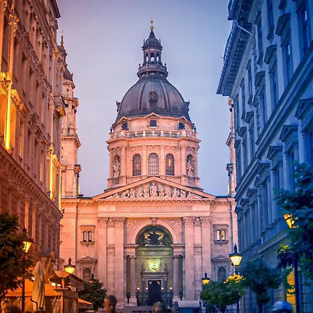 Wellness Wonderland Garden In Budapest Cbd Apartman Budapest