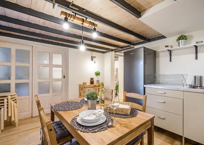 Wellness Wonderland Garden, Sauna, Jacuzzi In Cbd بودابست