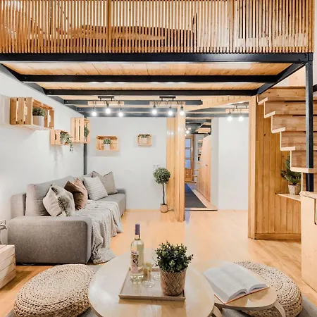 Апартаменты Wellness Wonderland Garden, Sauna, Jacuzzi In Cbd *