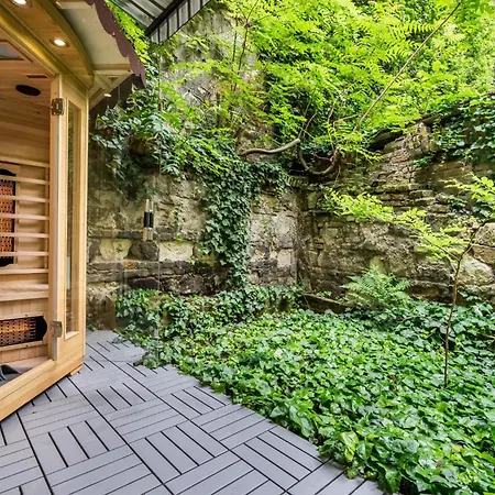Wellness Wonderland Garden, Sauna, Jacuzzi In Cbd Апартаменты Будапешт