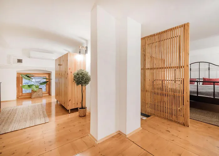 Wellness Wonderland Garden, Sauna, Jacuzzi In Cbd Apartmán *