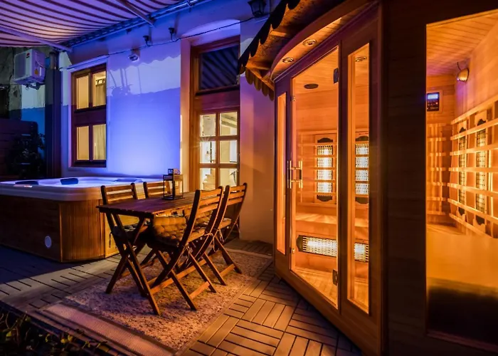 Wellness Wonderland Garden, Sauna, Jacuzzi In Cbd Budapešť