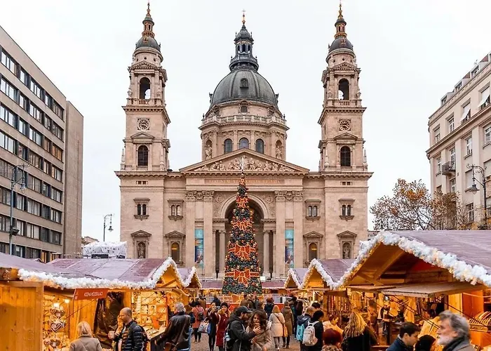 Wellness Wonderland Garden, Sauna, Jacuzzi In Cbd * Budapešť